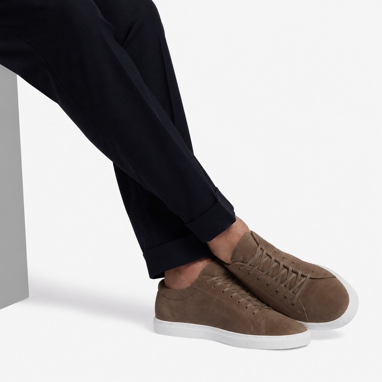 Relaxed Sneaker Mocha Suede Mens