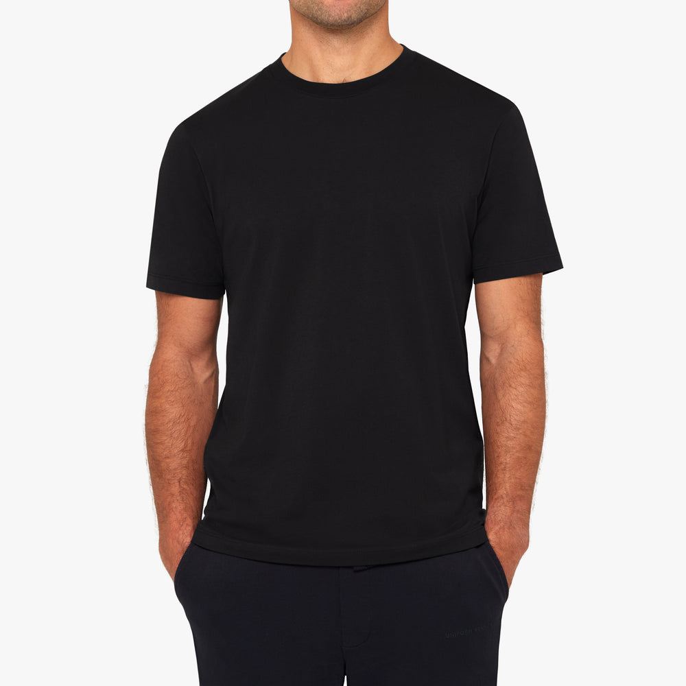 Uniform Standard Men's organic cotton minimalist t-shirt in Black