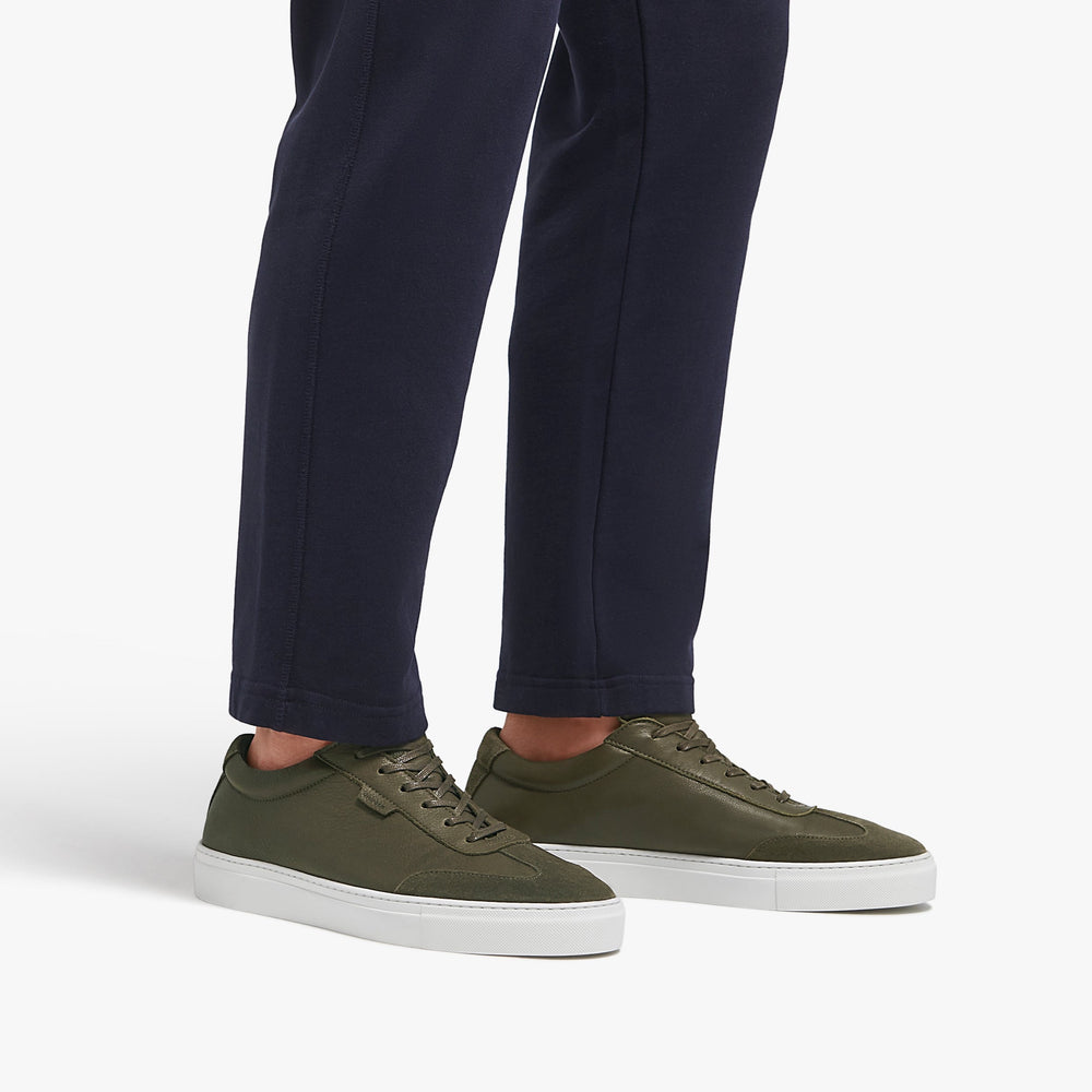 Uniform Standard Men's Series 3 minimalist leather sneaker in Green handcrafted in Portugal