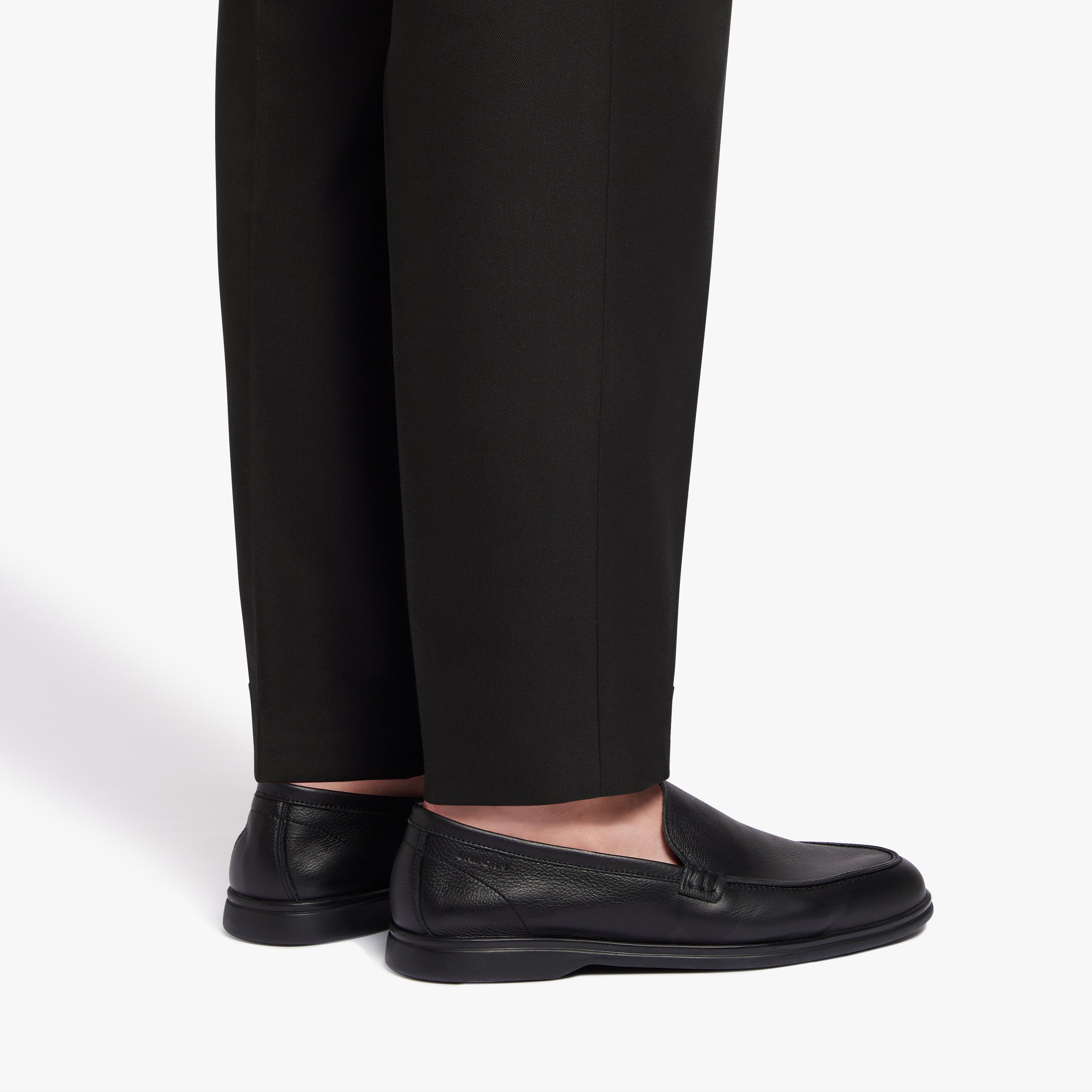 Relaxed Loafer Triple Black Leather Mens
