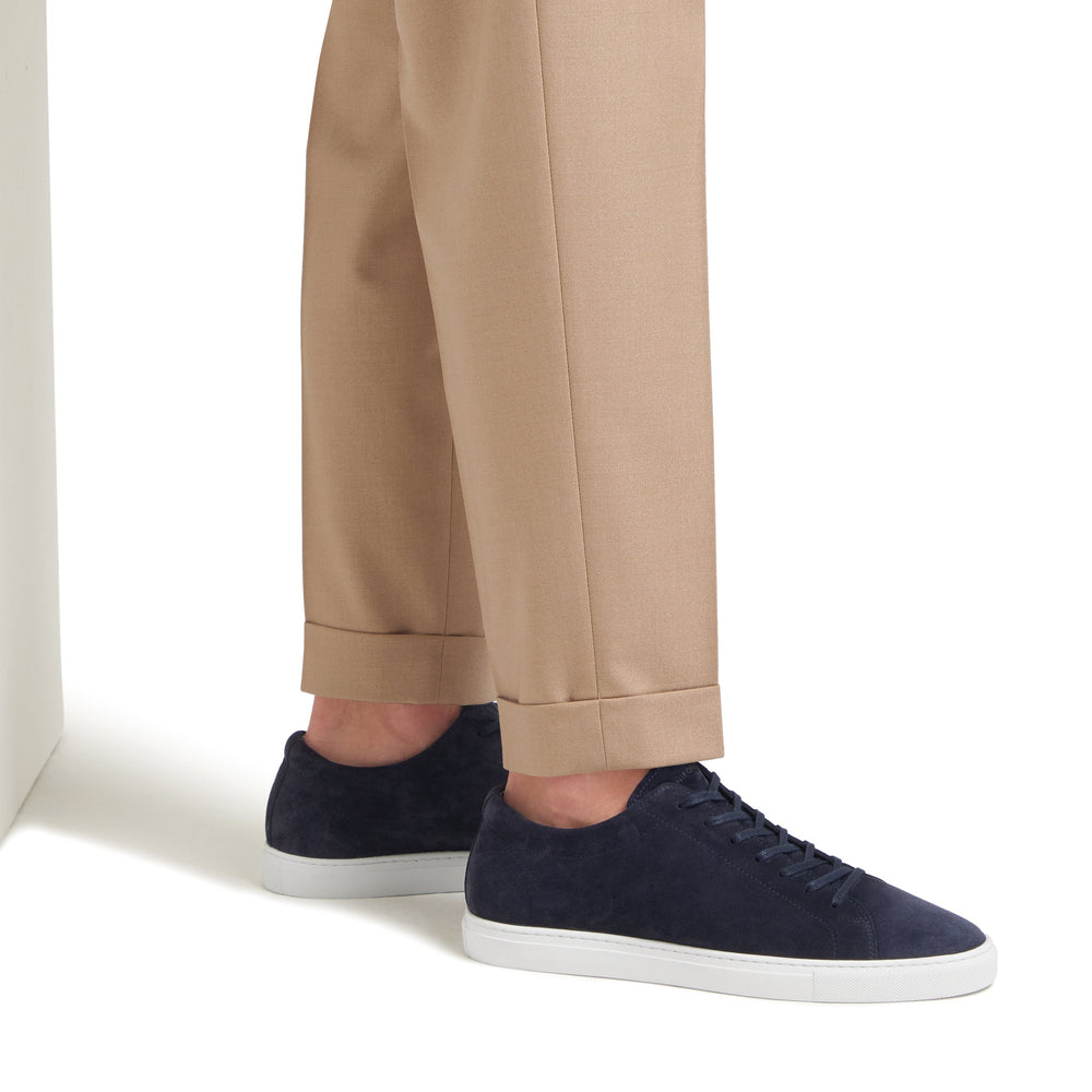 Relaxed Sneaker Navy Suede on foot