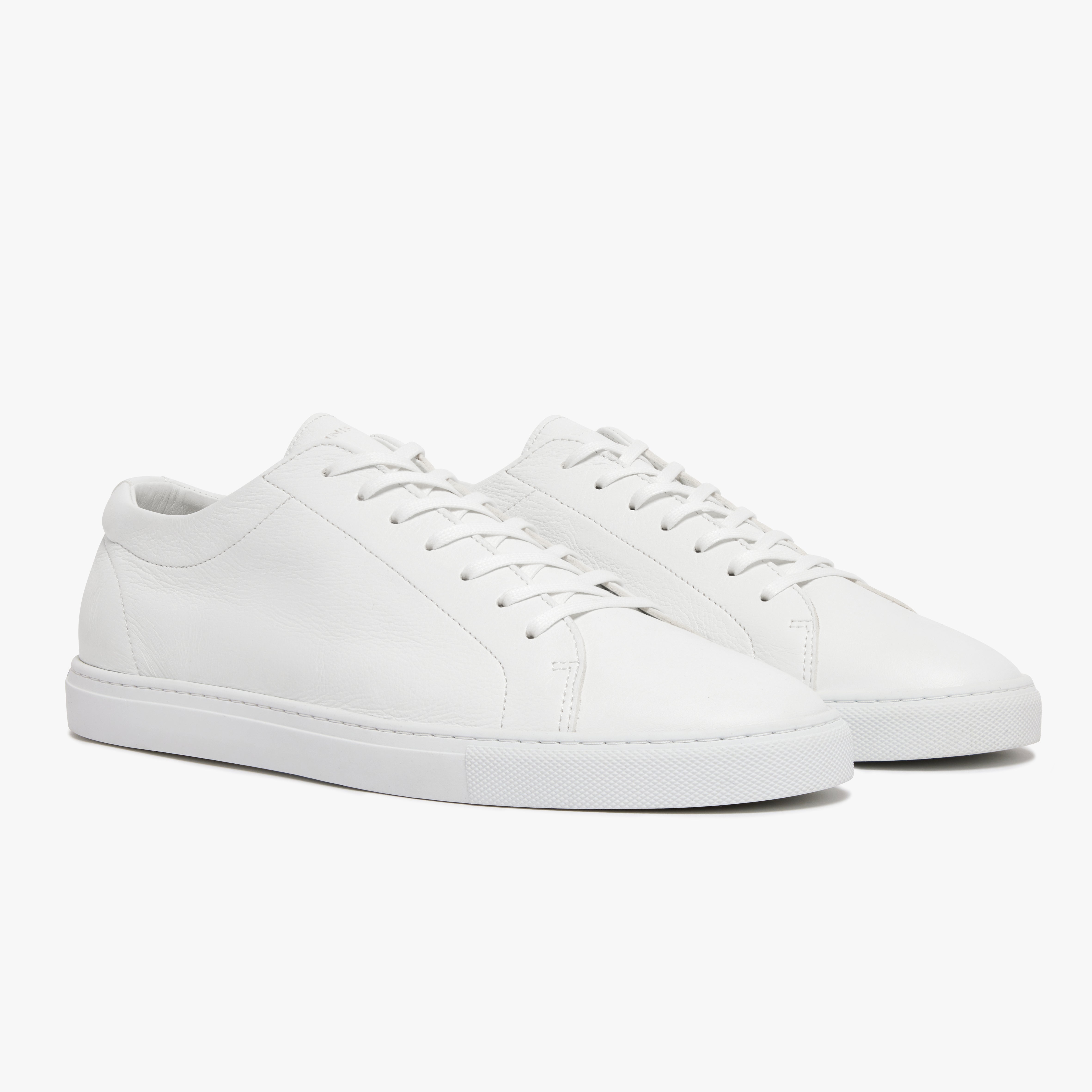 Relaxed Sneaker Triple White Leather Womens