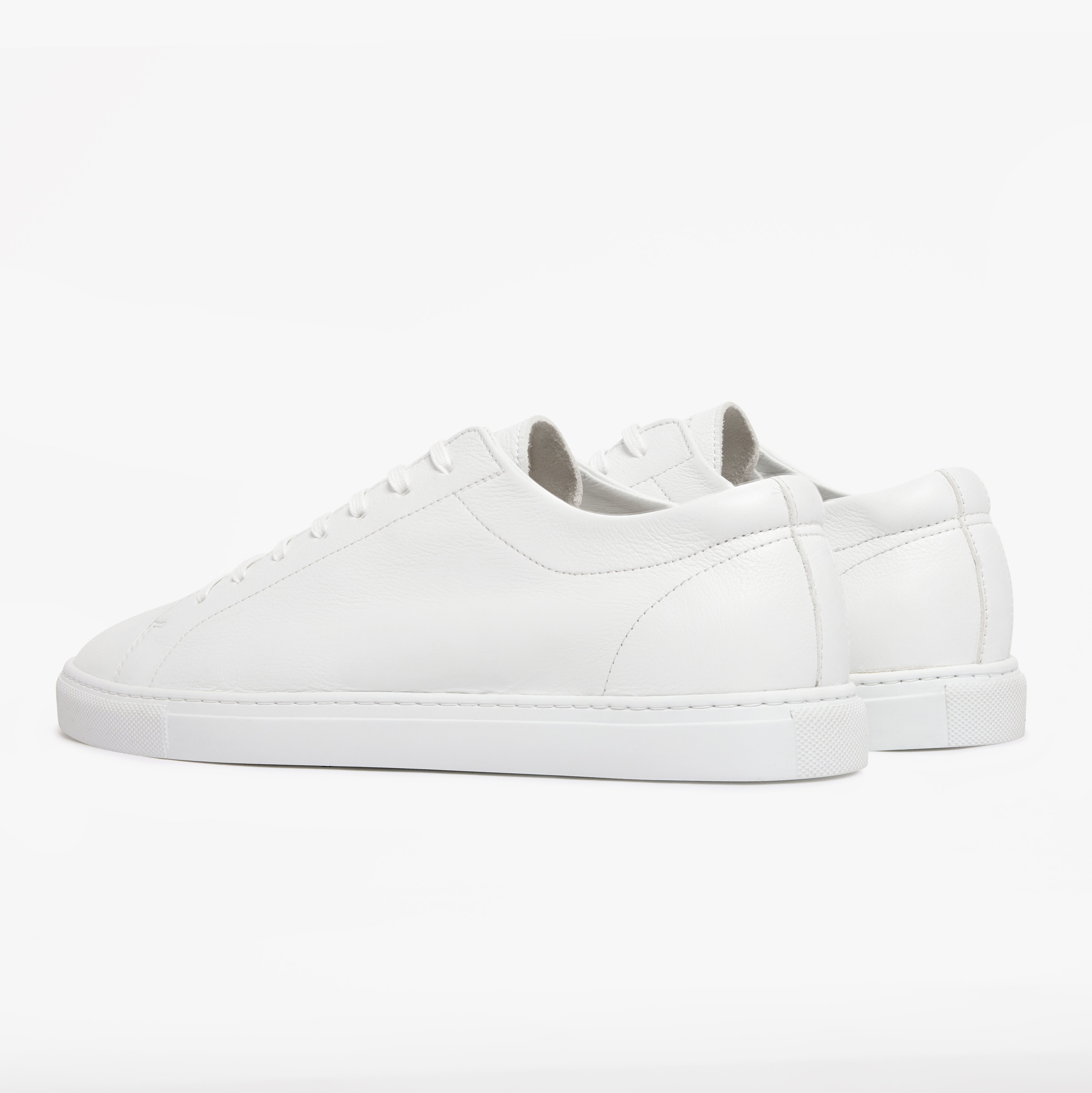 Relaxed Sneaker Triple White Leather Womens