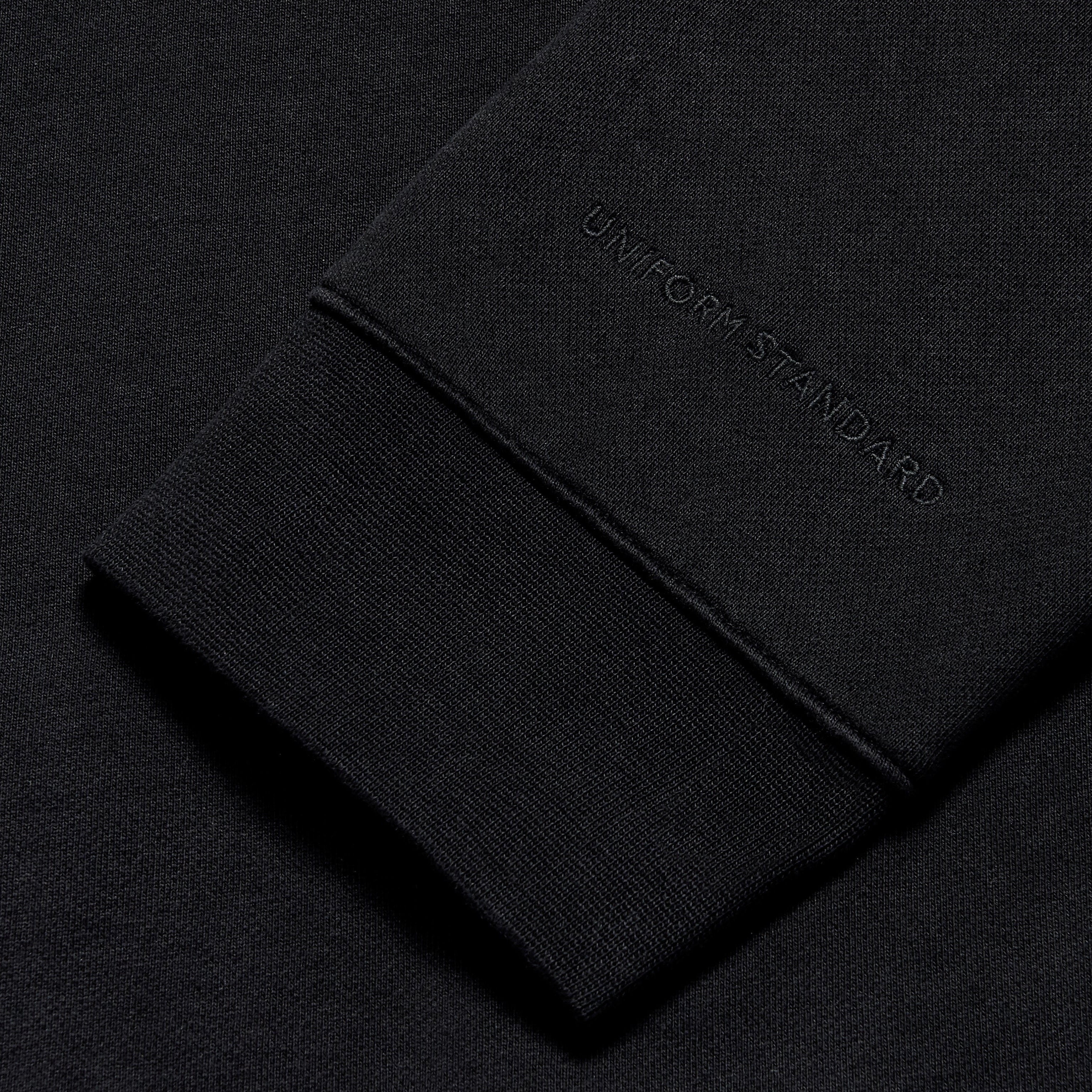 Organic Cotton Fleece Sweatshirt Black Edit alt text