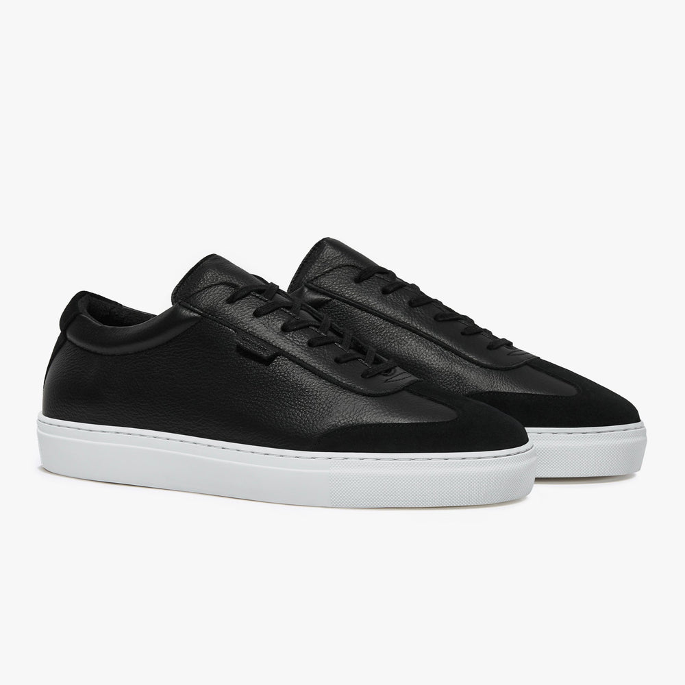Uniform Standard Men's Series 3 minimalist leather sneaker in Black handcrafted in Portugal