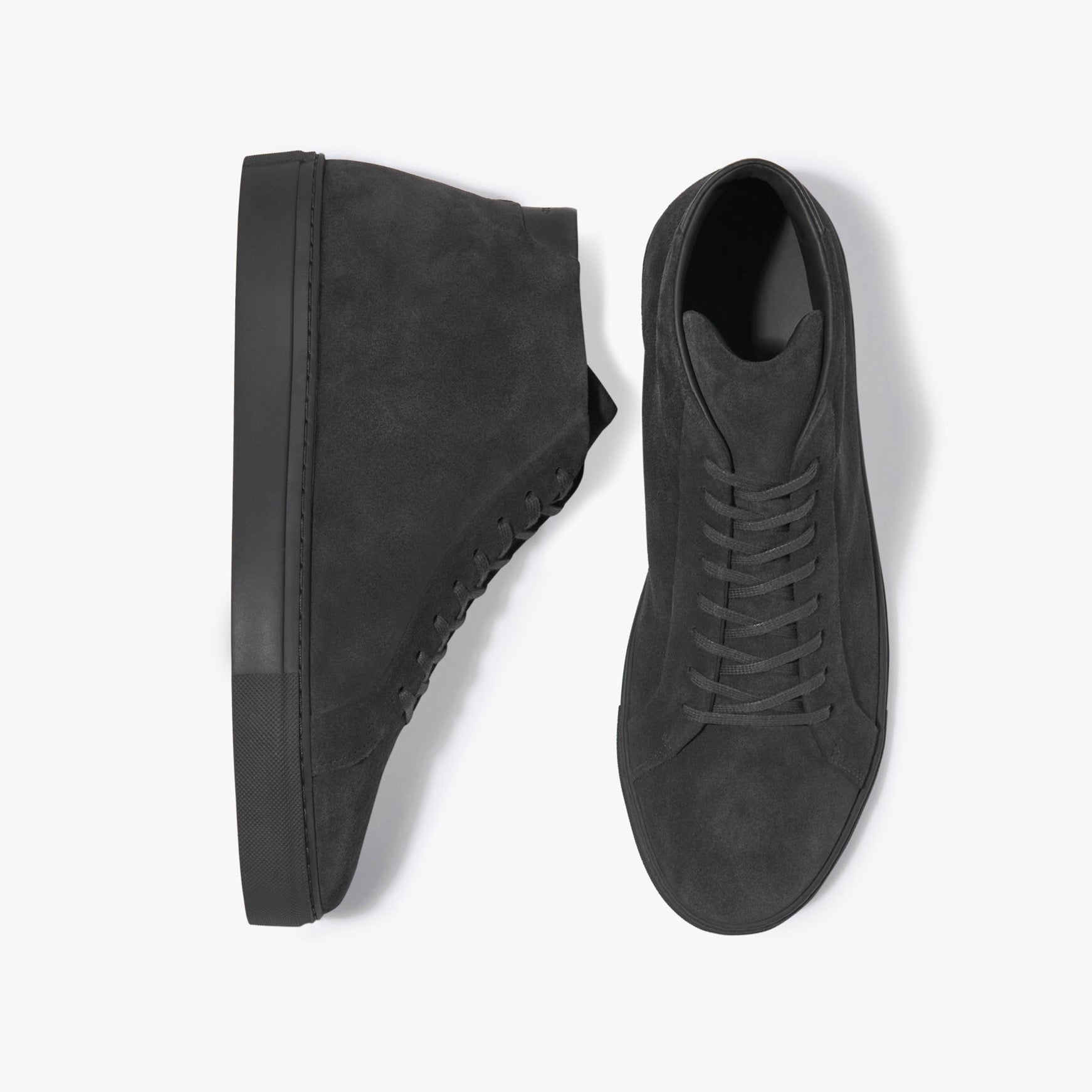 Series 4 Triple Carbon Suede Mens