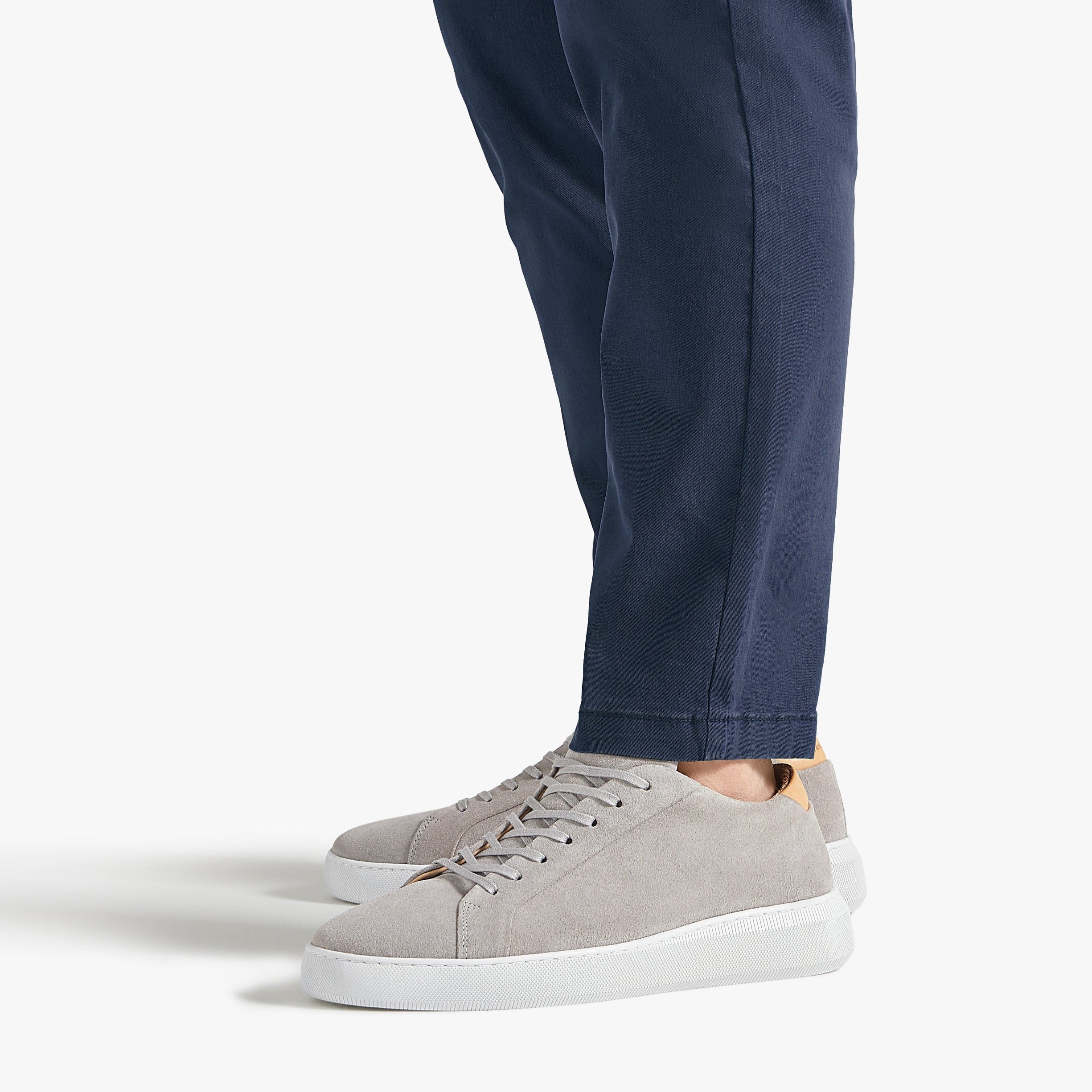 Series 8 Ghost Suede Mens