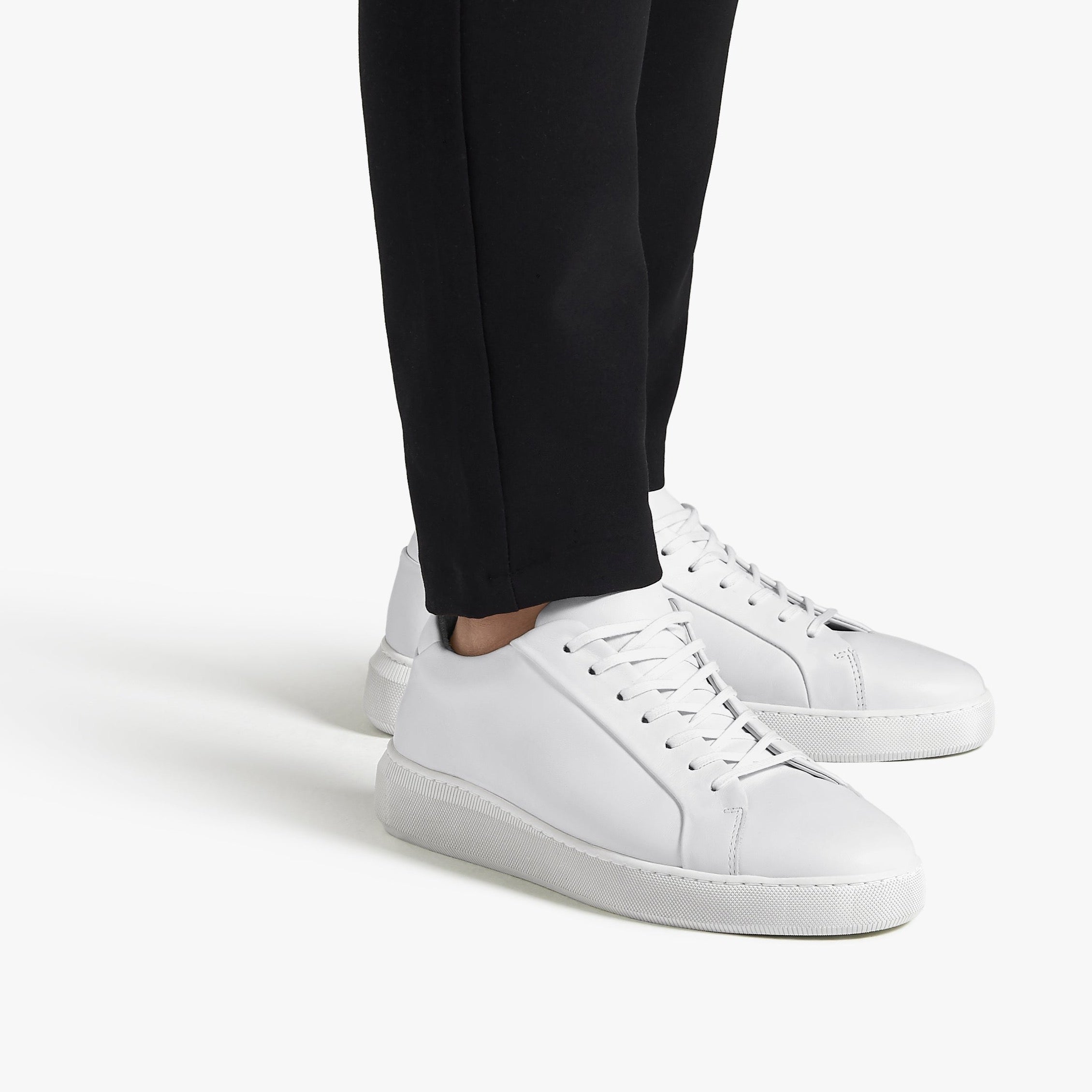 Series 8 Triple White Leather Mens