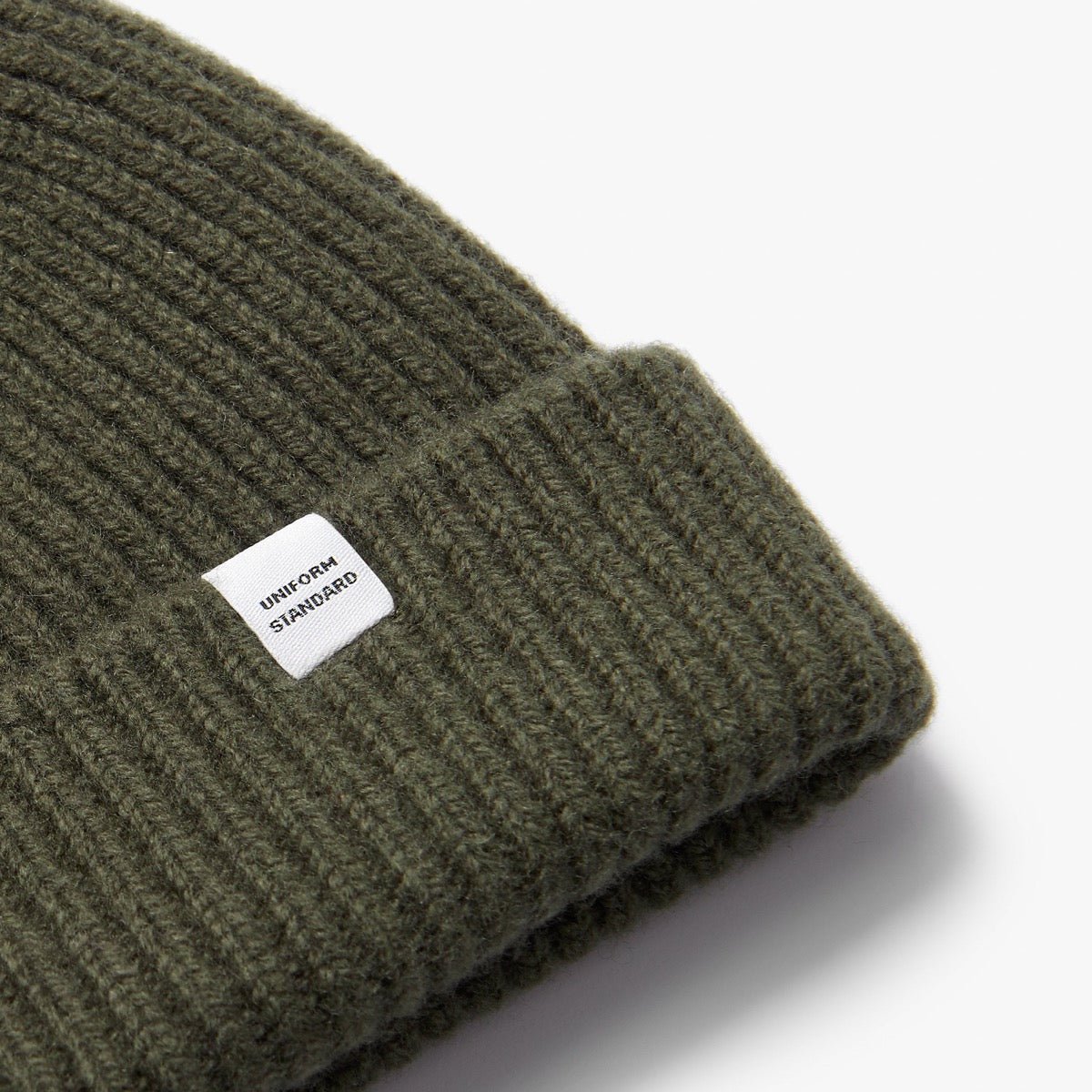 Short Merino Wool Rib Beanie Moss - UNIFORM STANDARD