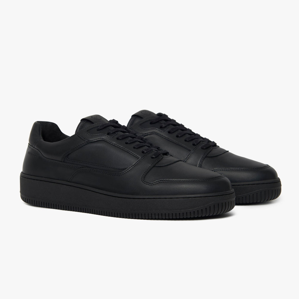 Uniform Standard Men's Series 5 minimalist leather sneaker in Black handcrafted in Portugal