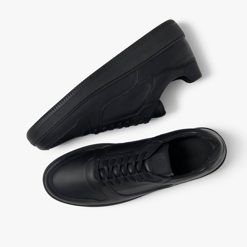 Uniform Standard Men's Series 5 minimalist leather sneaker in Black handcrafted in Portugal